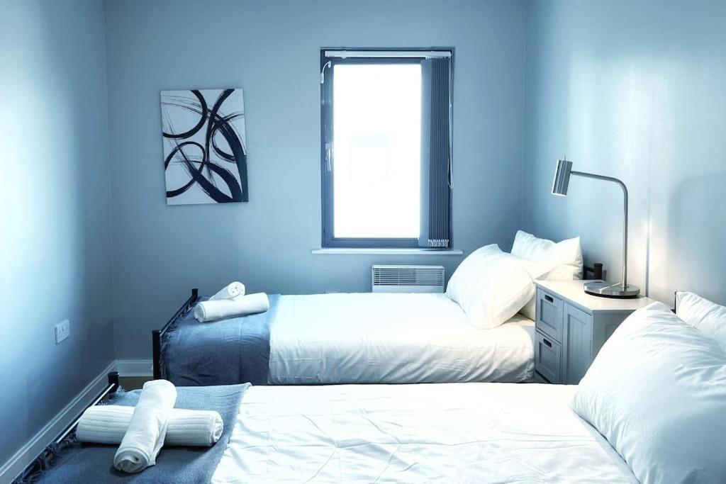 New Luxurious And Business Apt Διαμέρισμα Σουόνσι Εξωτερικό φωτογραφία